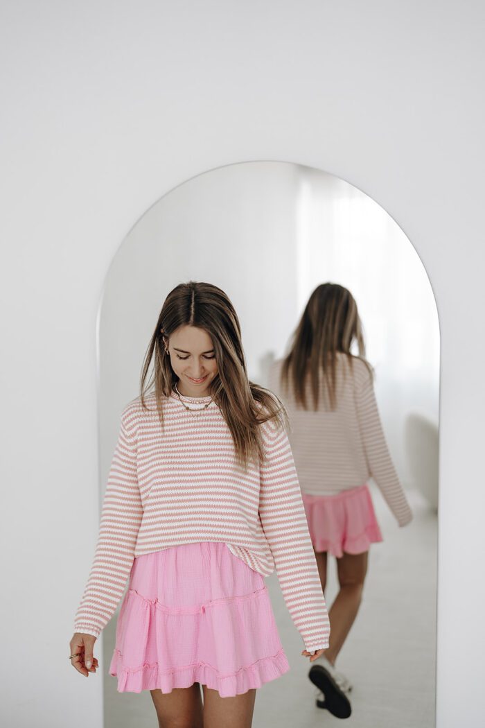 Gestreifter Sweater in zwei Farben – Bild 8
