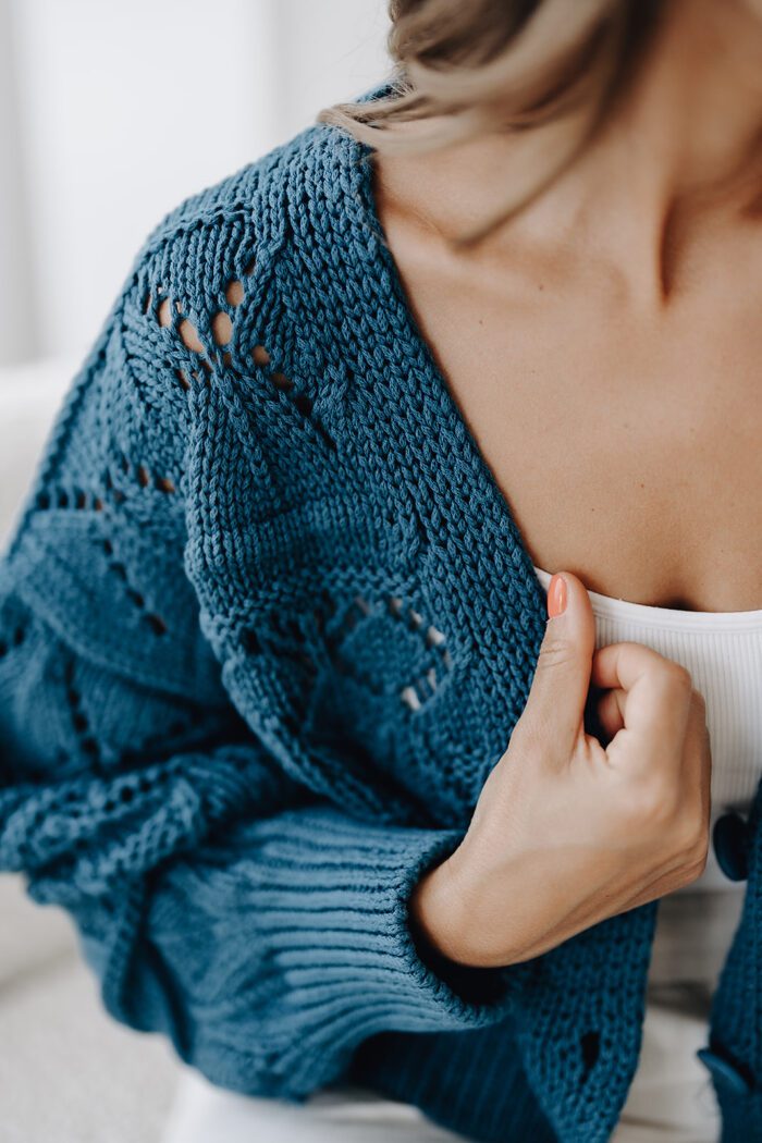 Sommerstrickjacke in zwei Farben – Bild 5