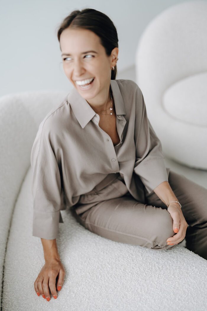 Cropped Bluse "greyish brown" – Bild 3