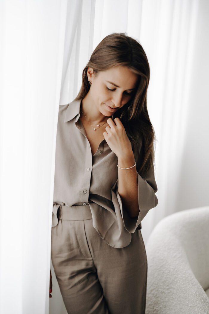Cropped Bluse "greyish brown" – Bild 2