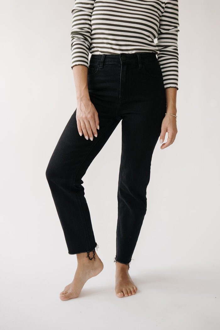 Momjeans Black