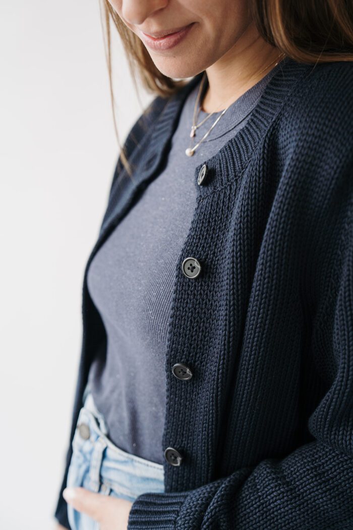 Ivy Knit O-Neck Cardigan Dark Saphire – Bild 5