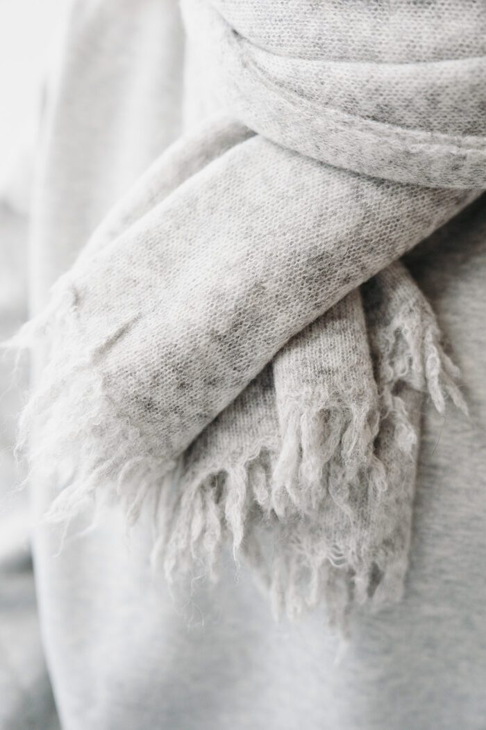 Kitty Scarf Grey Melange – Bild 2