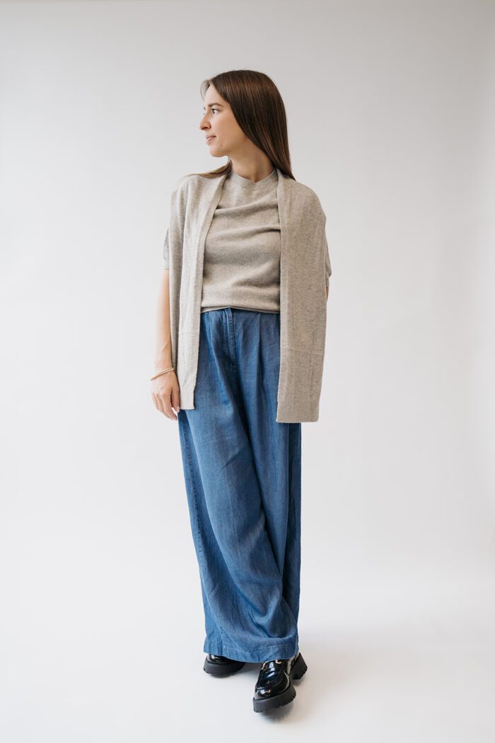 Kurzarm Pulli Schaldetail Brownish Grey – Bild 4