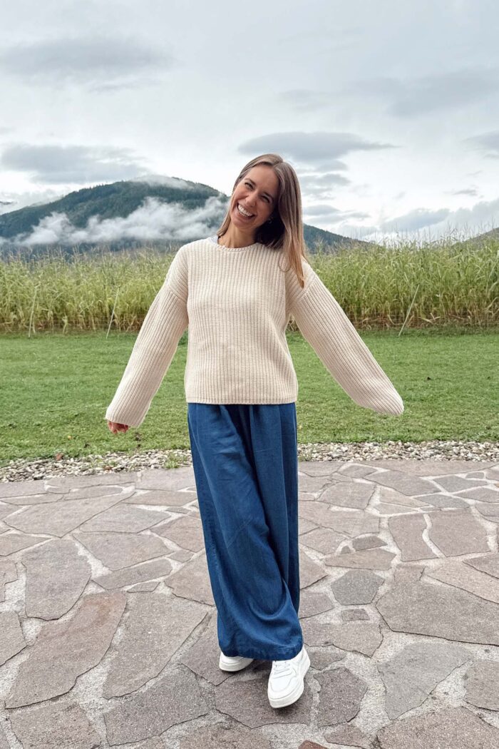 Selma Sus Knit O-Neck Birch – Bild 4
