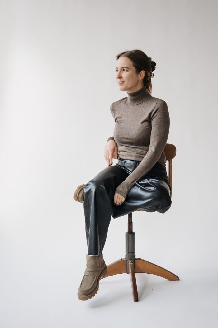 Astrid Roll Neck Morel – Bild 3