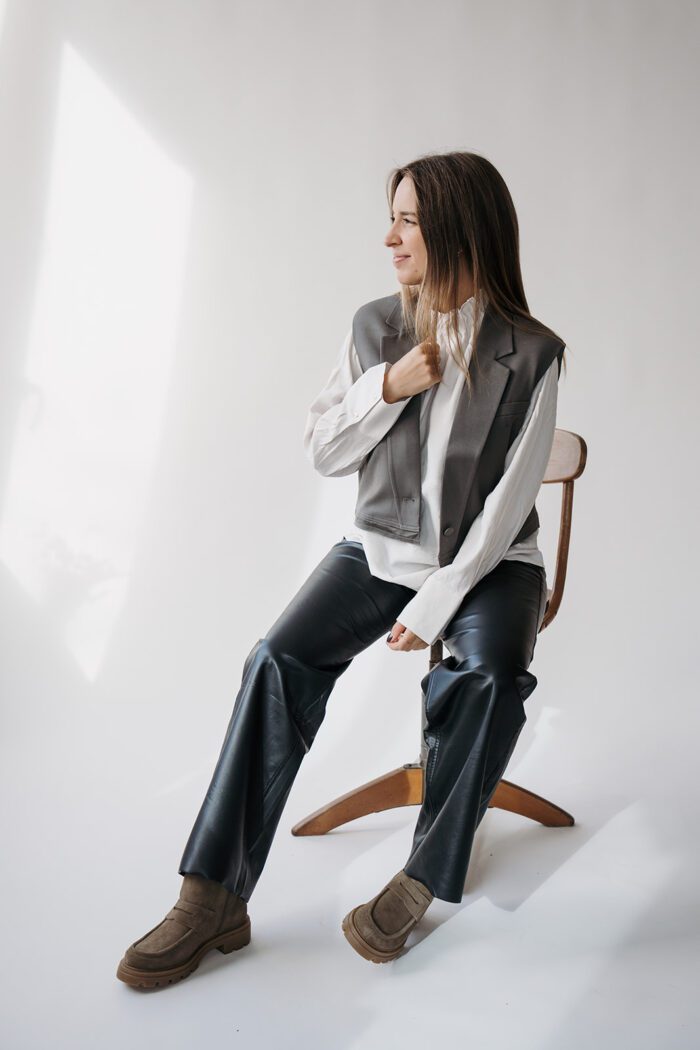 Ärmelloser kurzer Blazer Dark Night Grey – Bild 6