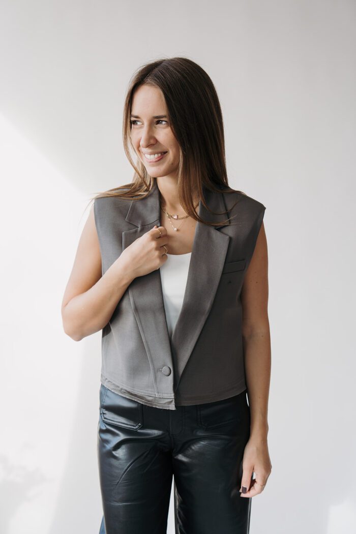 Ärmelloser kurzer Blazer Dark Night Grey – Bild 8
